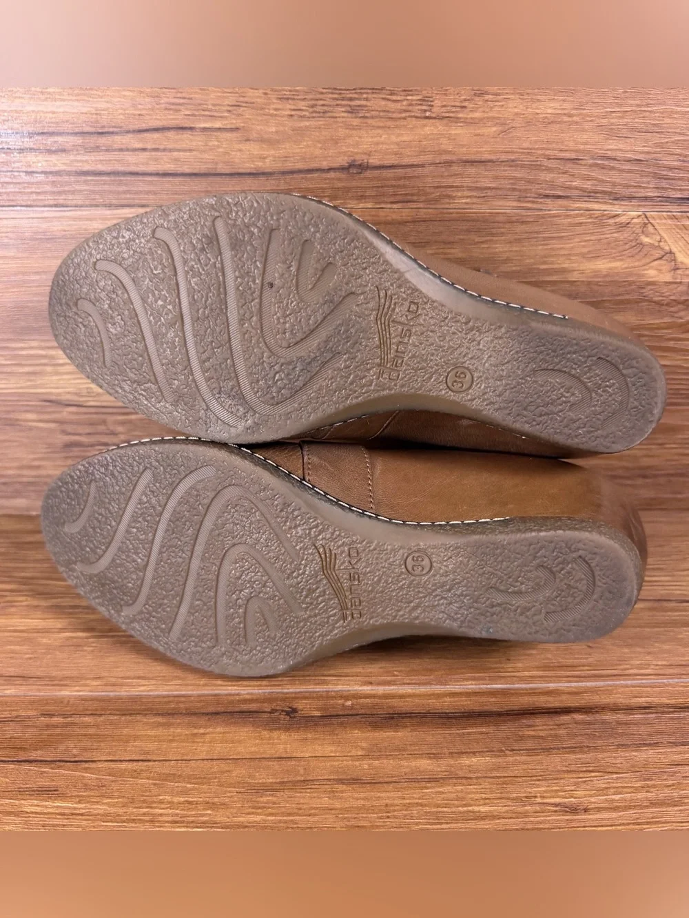 Dansko Lanie Wedge Mary‎ Jane Nubuck Leather Women’s Size 6 (36) Shoes